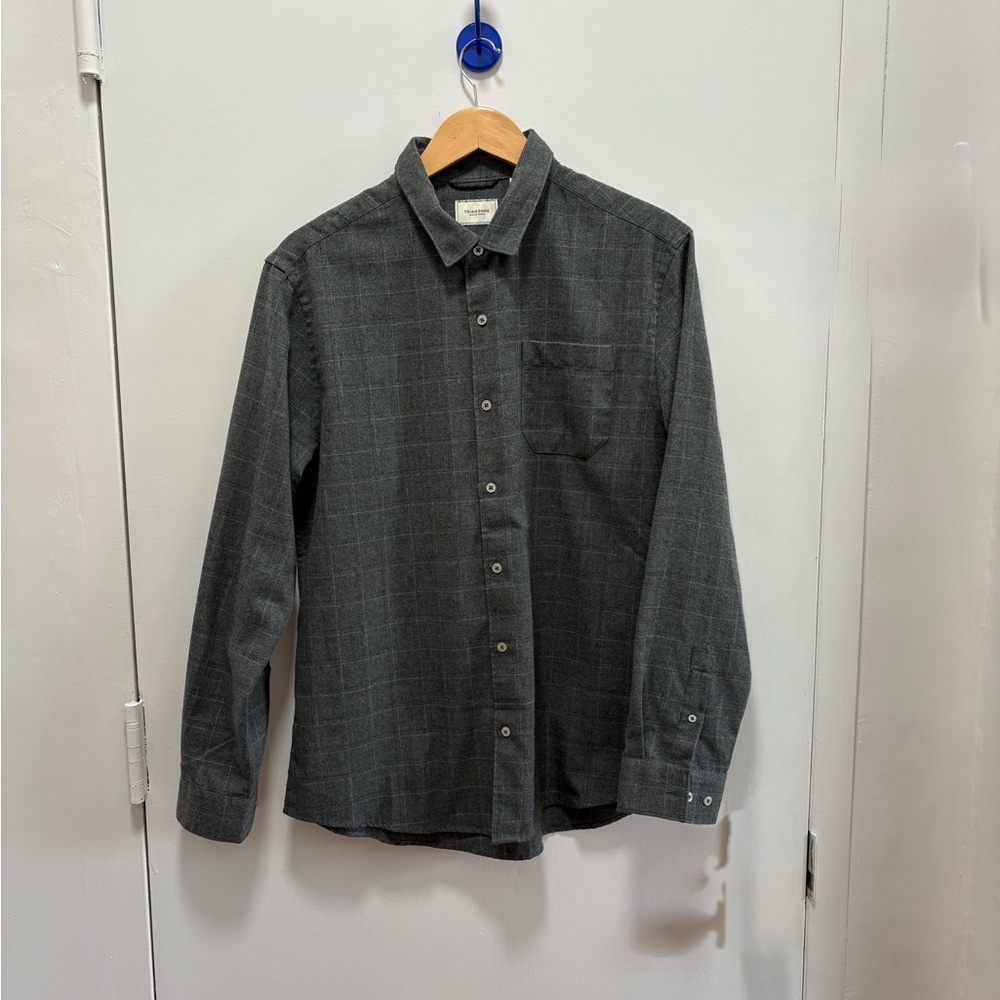 7 Diamonds Men’s Charcoal Long Sleeve Flannel Button-Down Shirt